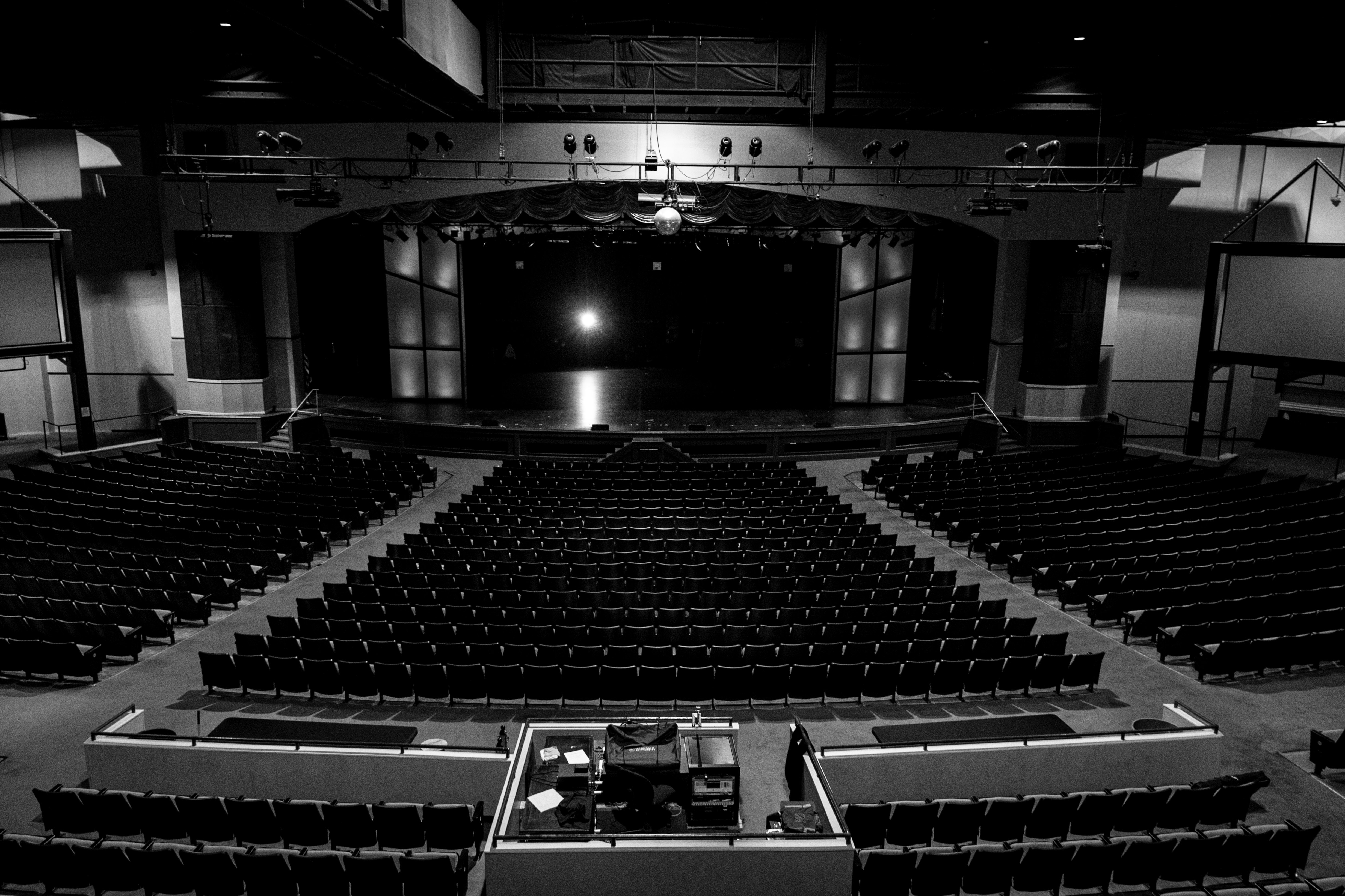 The Branson Hillside Theatre in black and white